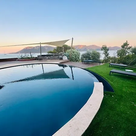 La Casa Pucci - Luxury Villa- Waterfront - Porto-vecchio Willa